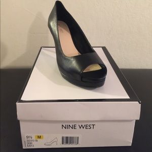 Black Nine West peep toe leather platform heels